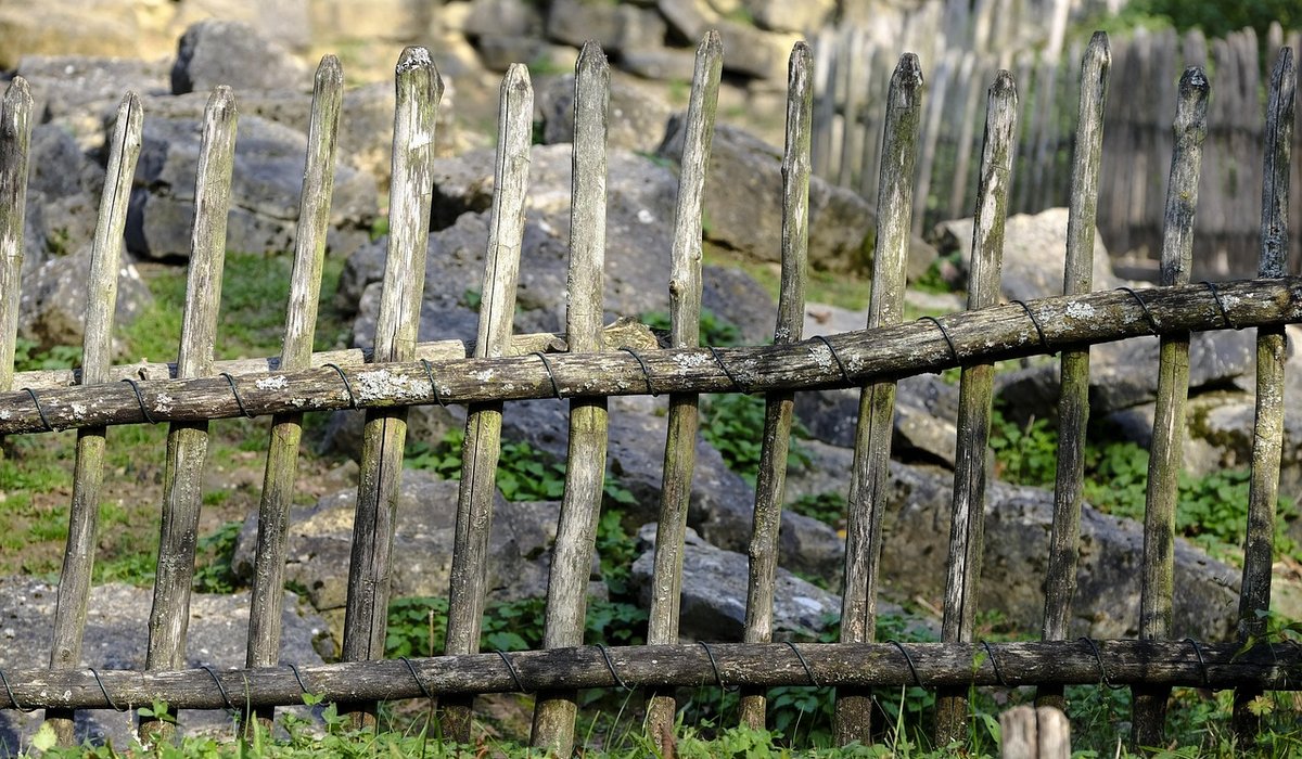 Choosing the Best Material for Garden Gates